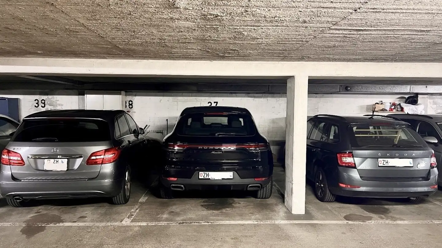 Einzelgarage mieten - Hörnlistrasse 5, 8600 Dübendorf