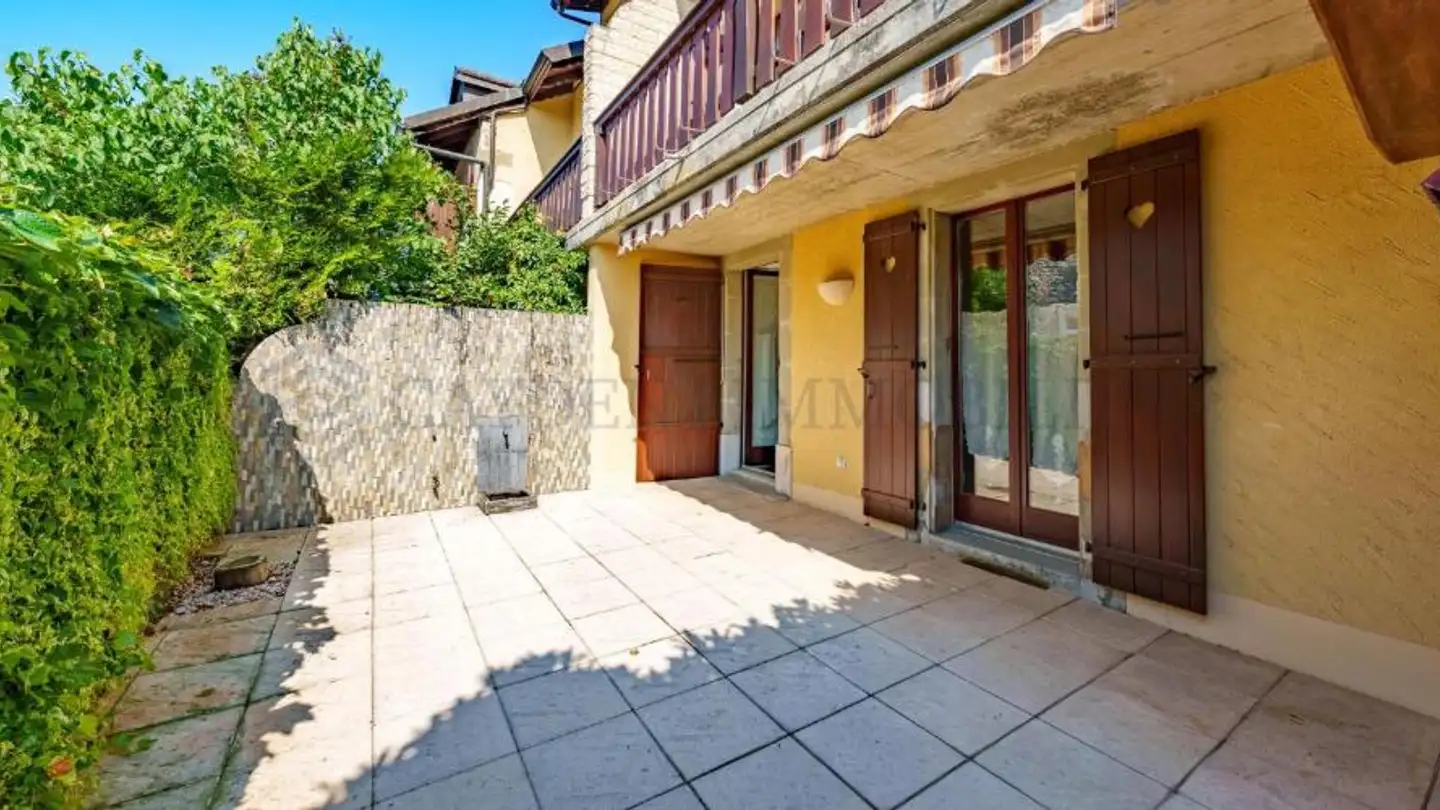 Single house for sale - 1262 Eysins