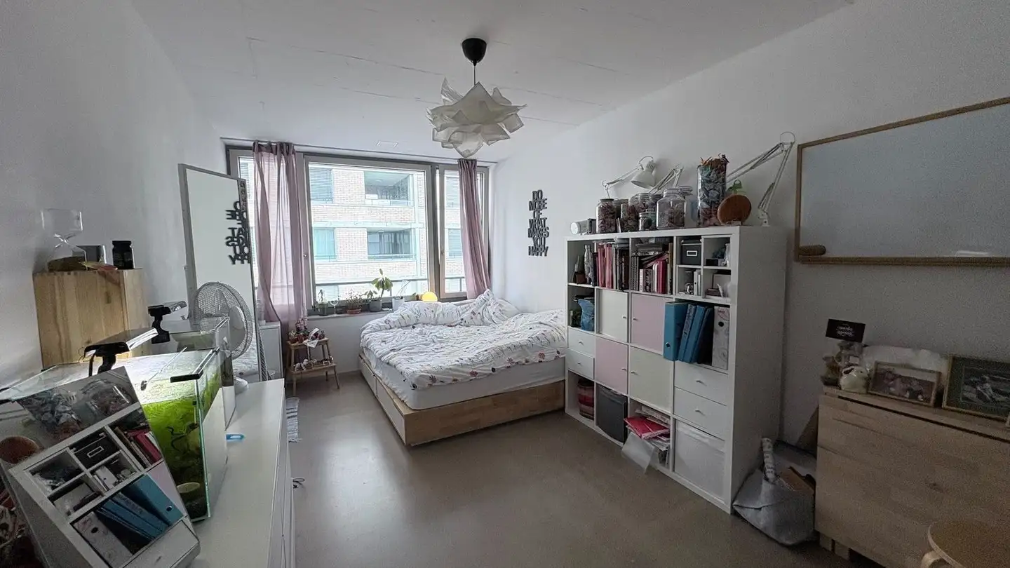 Chambre à louer - Hohlstrasse 486, 8048 Zürich
