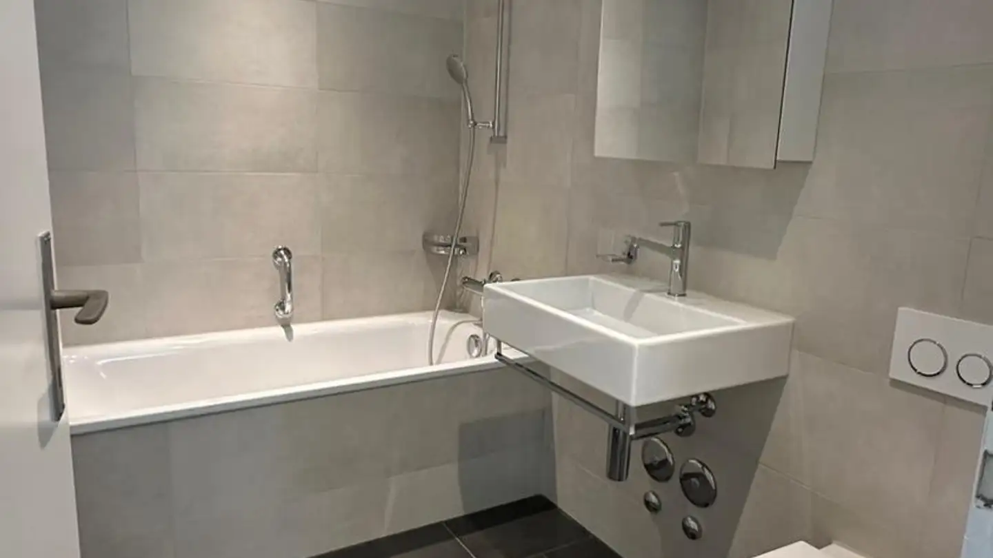 Wohnung mieten - Zelgstrasse 47, 8134 Adliswil - Foto 3