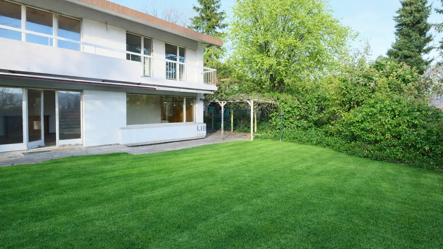 Semi-detached house for sale - Unterer Rebbergweg 35, 4153 Reinach BL