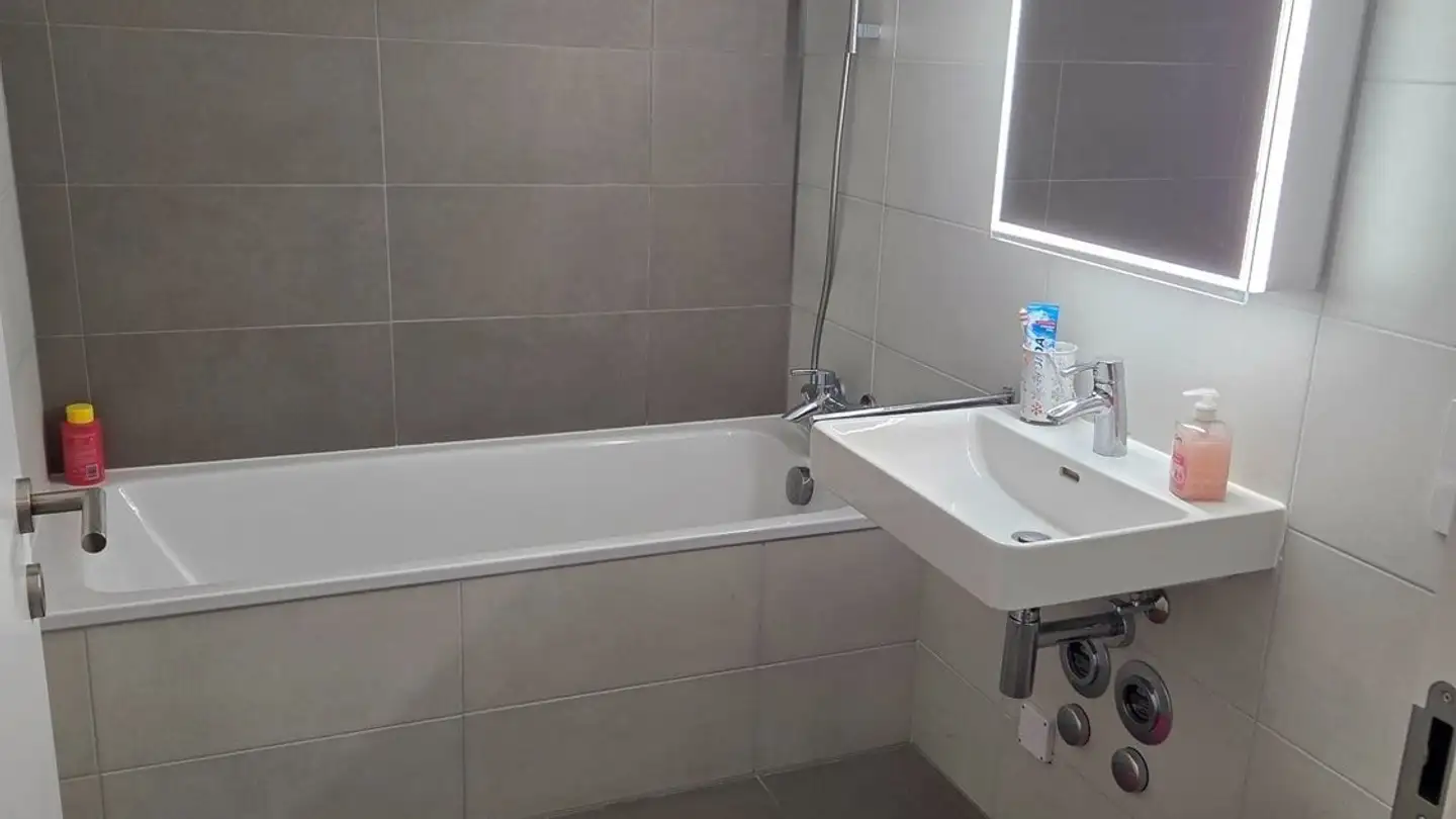 Appartement à louer - Route De La Clochatte 106d, 1052 Le Mont-sur-Lausanne - Photo 4