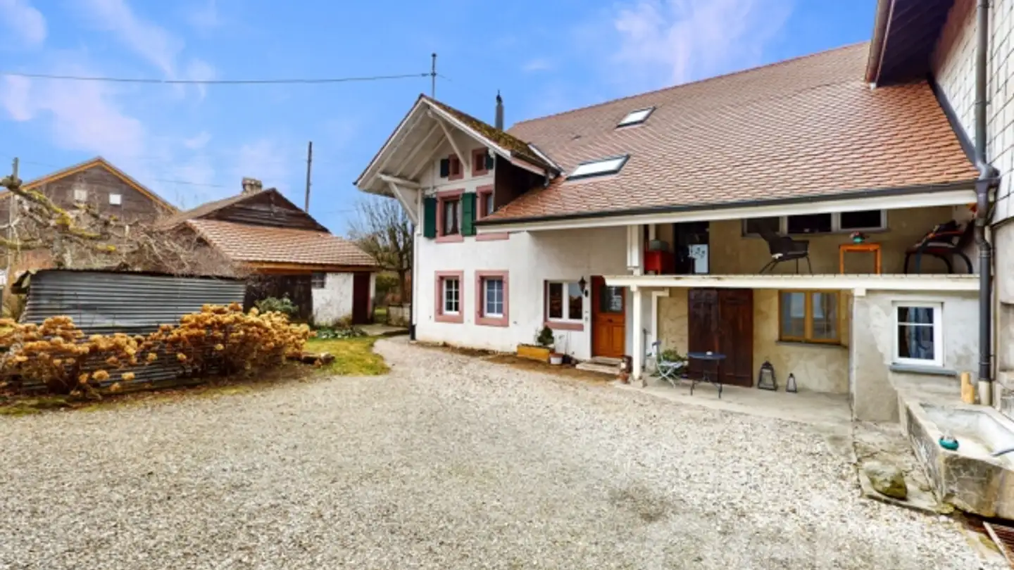 Mehrfamilienhaus kaufen - 1080 Les Cullayes