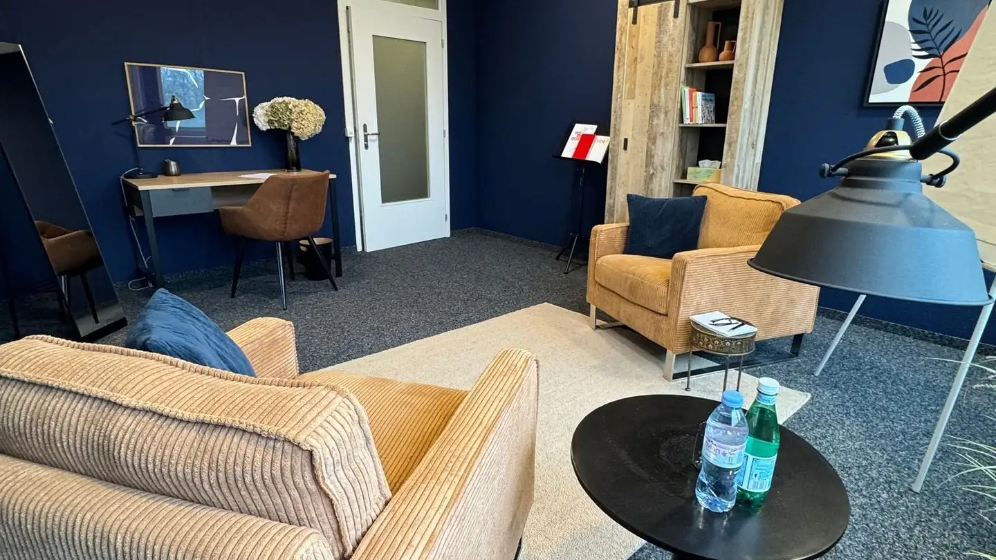 Office space for rent - Eichtalstrasse, 8634 Hombrechtikon - Photo 2