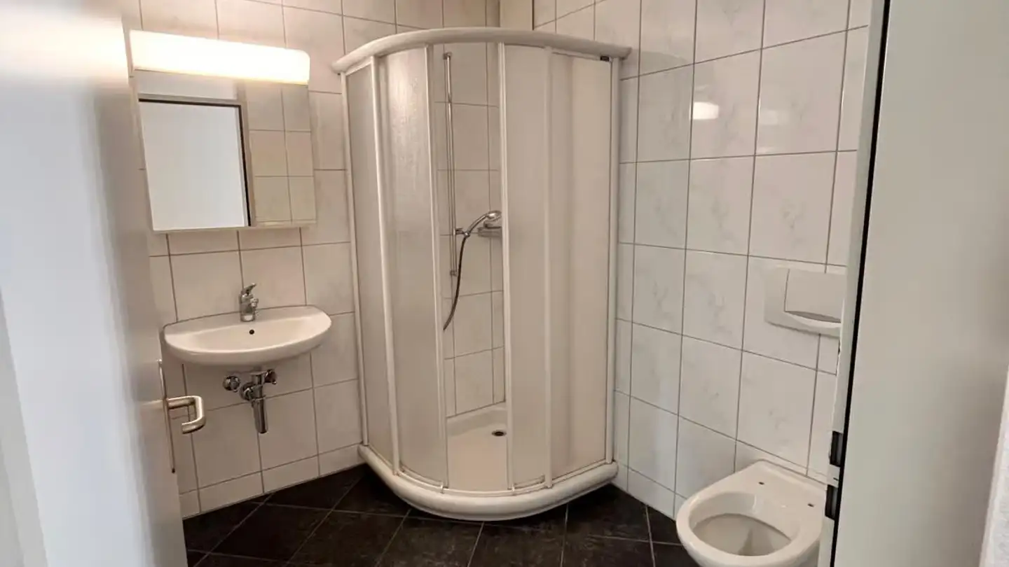 Appartamento in affitto - Dr. Joachim-Heer-Strasse 2, 8750 Glarus - Foto 4