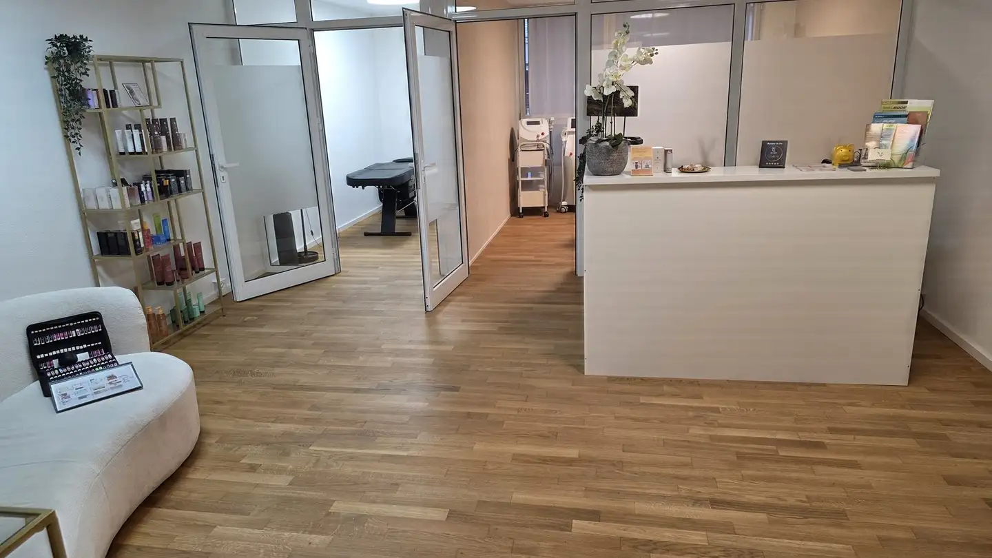 Commercial for rent - 8905 Arni AG - Photo 2