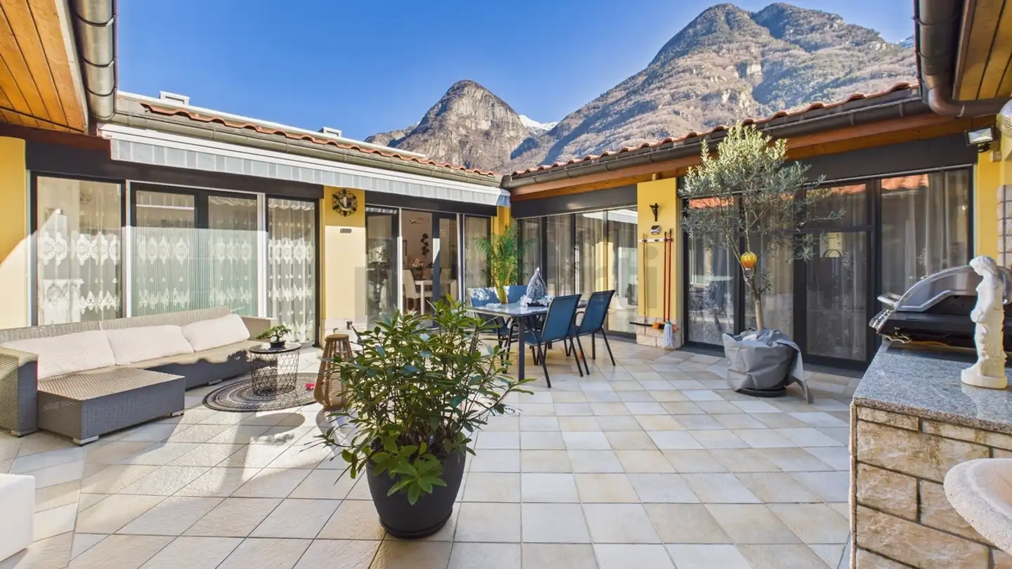 Maison individuelle à vendre - 6527 Lodrino