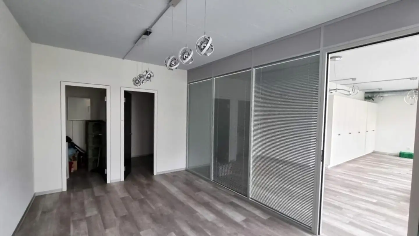 Commercial for rent - Rue De La Poste 13, 1926 Fully