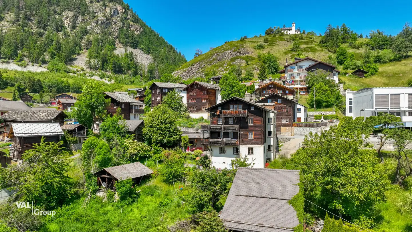 Mehrfamilienhaus kaufen - Dorfstrasse 67, 3934 Zeneggen - Foto 2