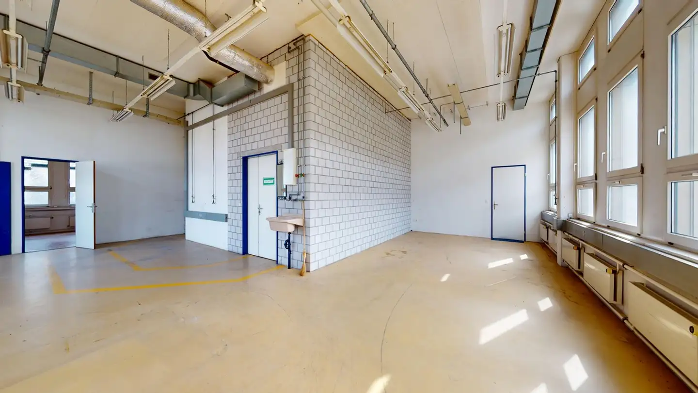 Commercial for rent - Schlachthofstrasse 1, 8406 Winterthur