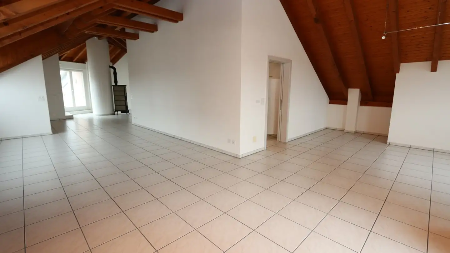 Dachgeschosswohnung mieten - Dorfstrasse 11, 5606 Dintikon - Foto 4