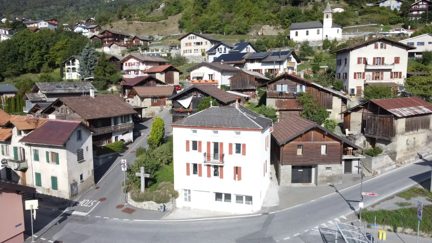 Edificio residenziale in vendita - Route Du Sanetsch 25, 1976 Daillon