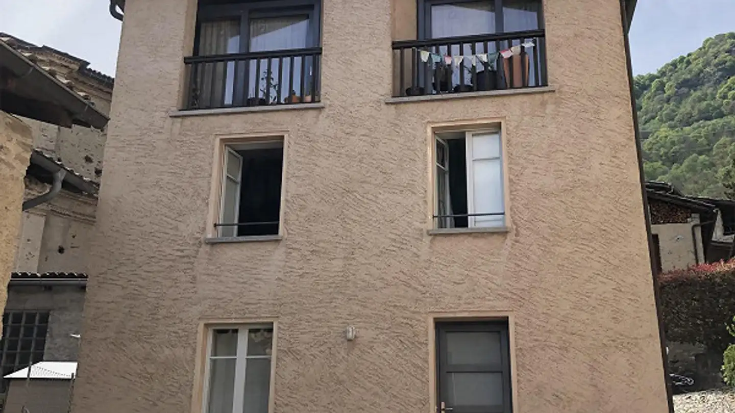 Single house for rent - 6938 Vezio