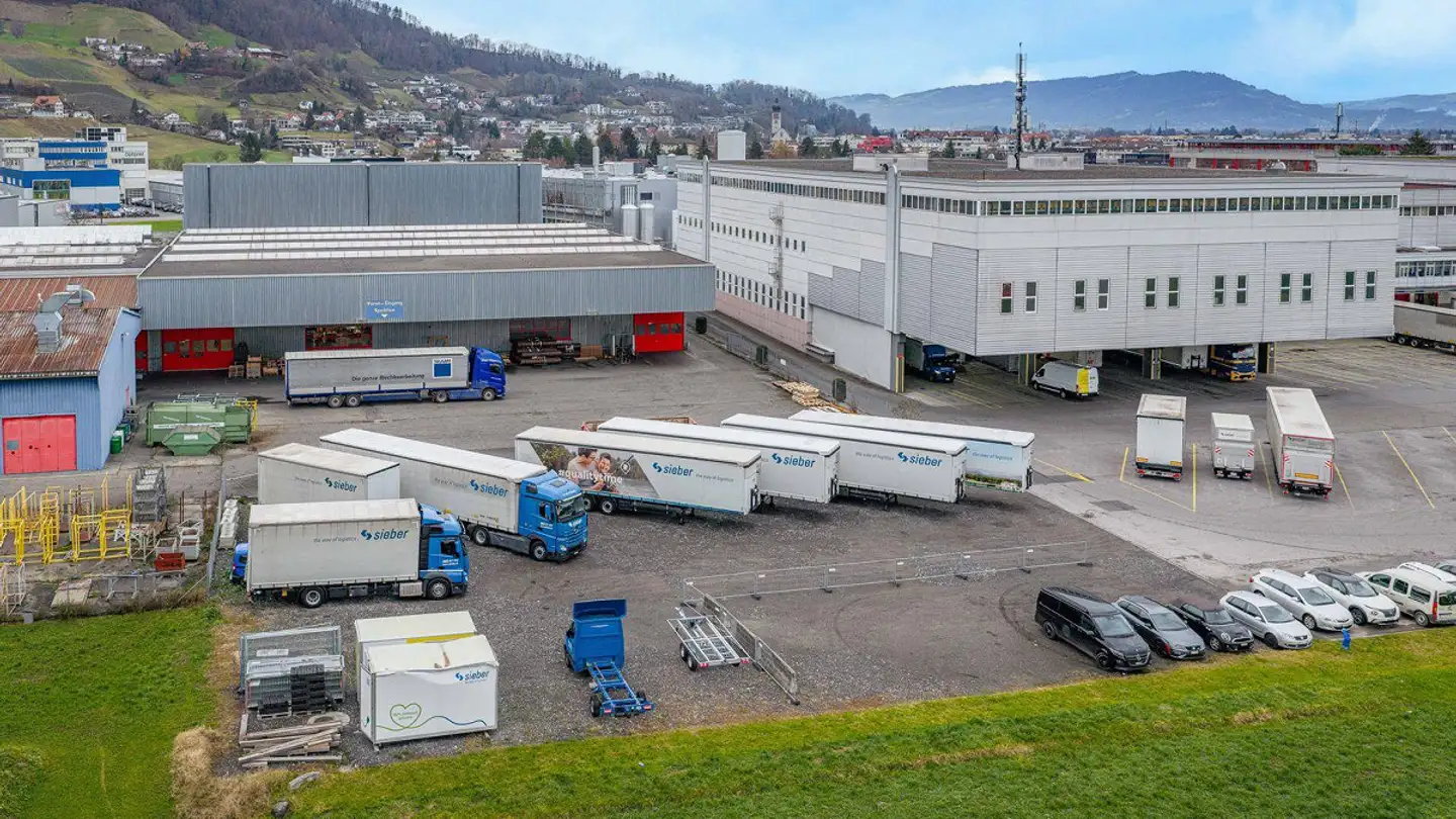 Outdoor parking space for rent - Musterplatzstrasse 5, 9442 Berneck - Photo 4