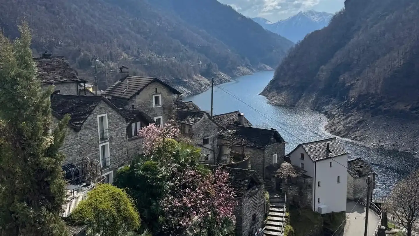 Single house for sale - Via Sant'antonio 150, 6632 Vogorno