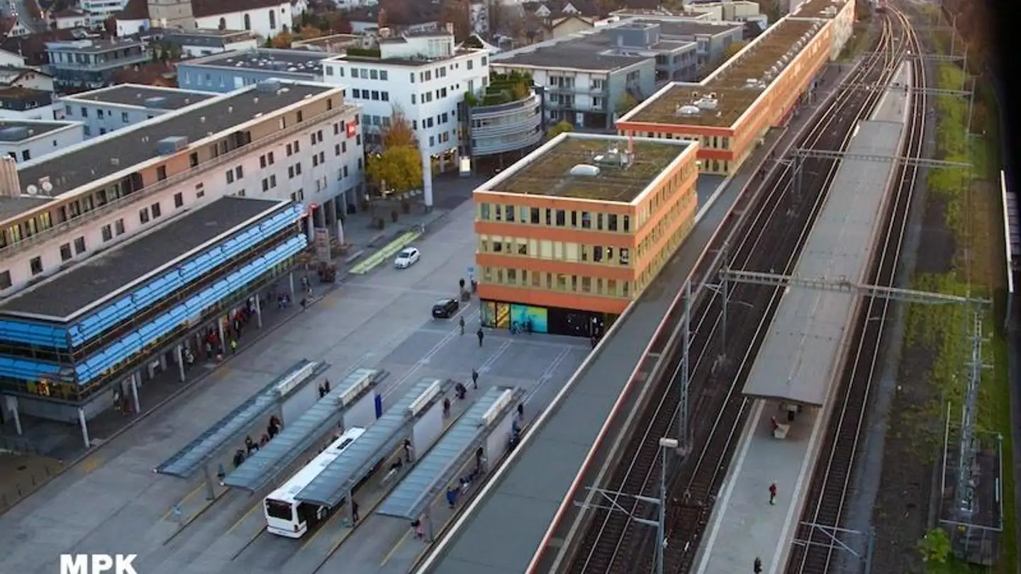 Place de parking souterraine à louer - Bahnhofstrasse, 6340 Baar