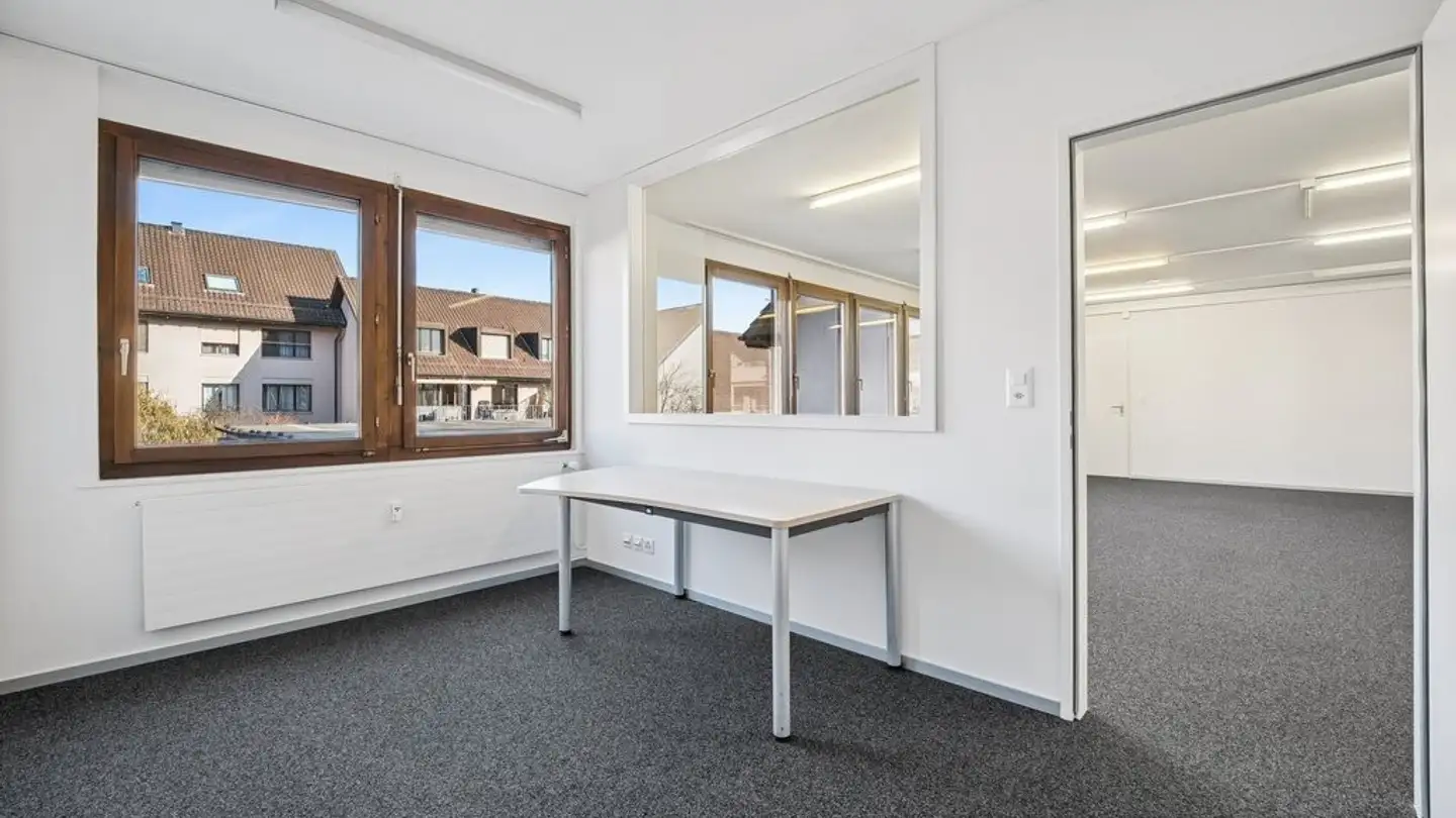 Bürofläche mieten - Bahnstrasse 18, 8603 Schwerzenbach - Foto 4