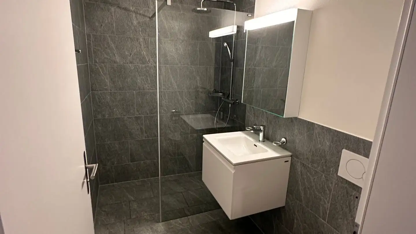 Appartement à louer - Hübeli 130, 3663 Gurzelen - Photo 2