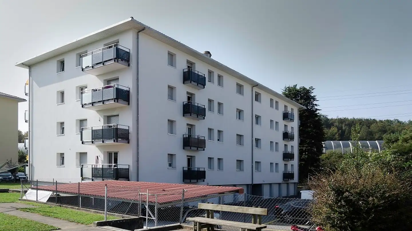 Parcheggio esterno in affitto - Chemin Du Bochet 20, 1024 Ecublens VD