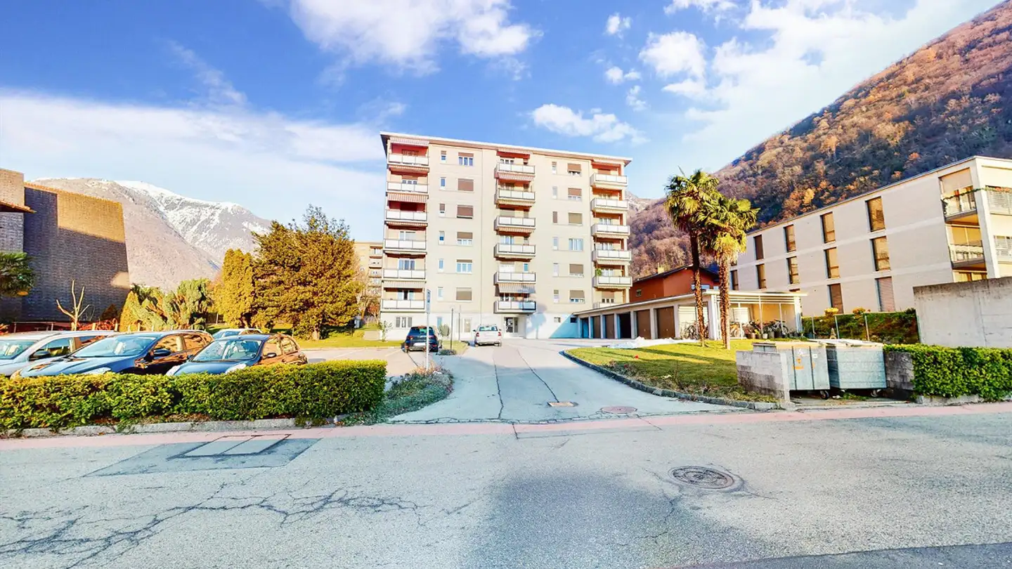 Appartement à louer - Via Mulino Rosso 8, 6517 Arbedo