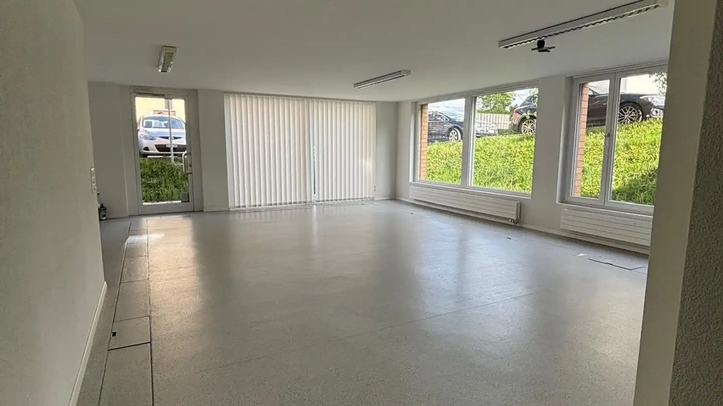 Commercial for rent - Poststrasse 2, 8307 Effretikon - Photo 2