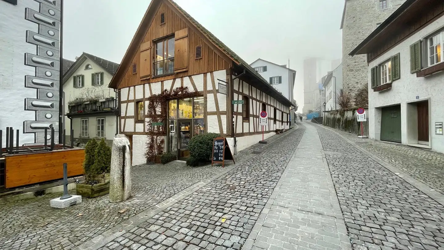 Bureau à louer - Herrenberg 33, 8640 Rapperswil SG - Photo 2