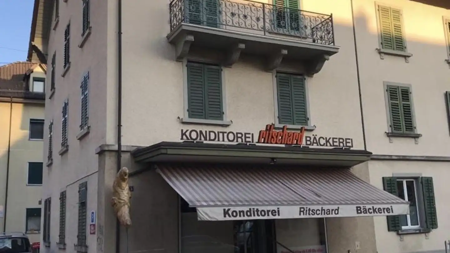 Outdoor parking space for rent - Bachmattstrasse 5, 8048 Zürich