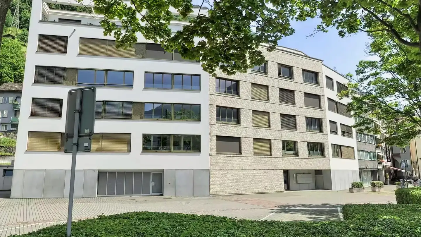 Underground parking space for rent - Axenstrasse 22, 6454 Flüelen