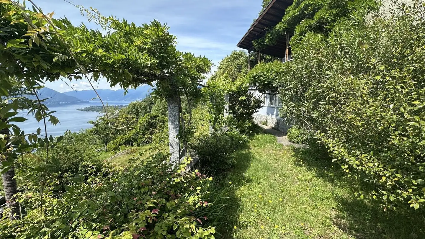 Appartement à louer - Via Contra, 6646 Contra