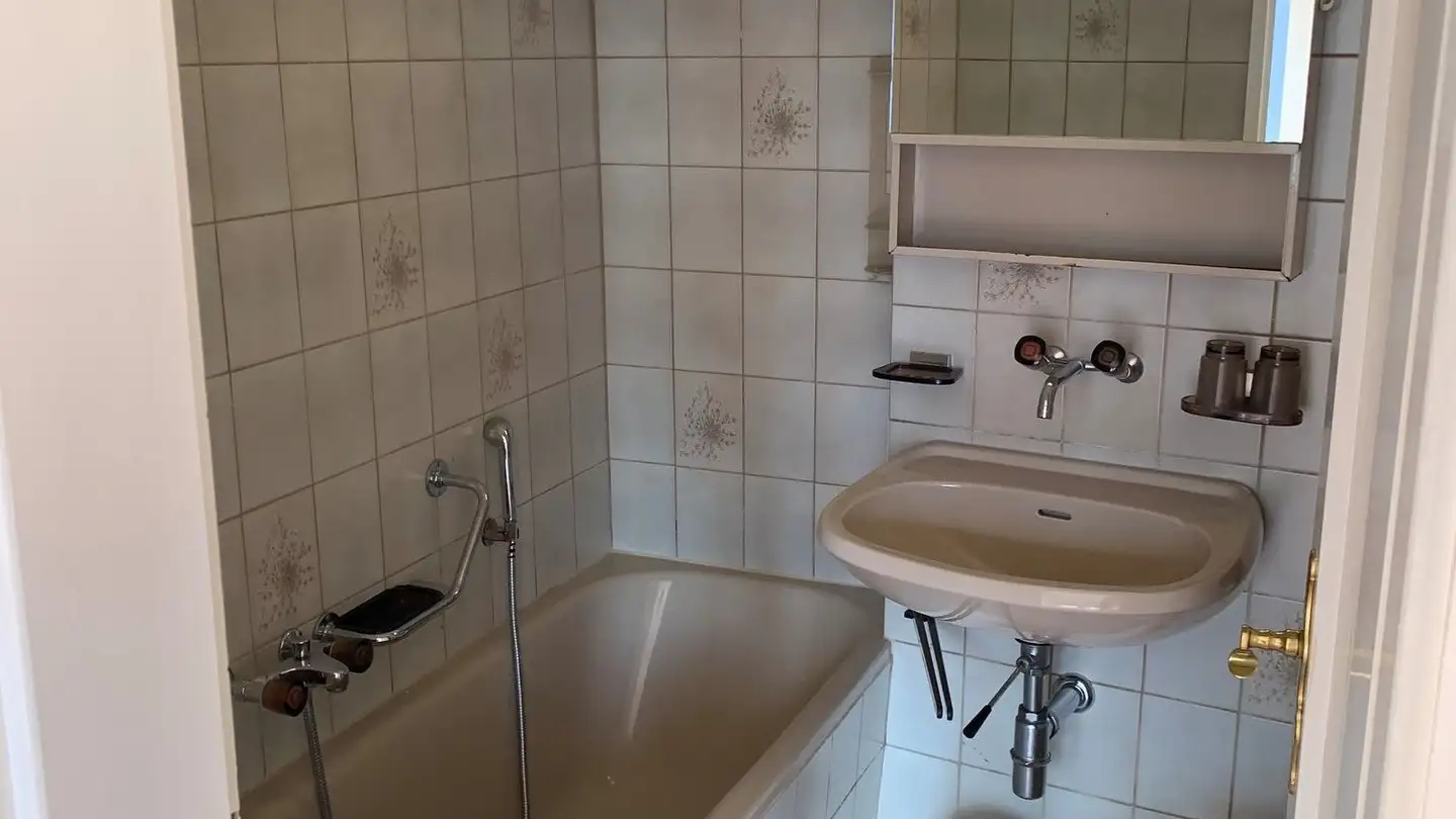 Appartamento in affitto - Via Contra, 6646 Contra - Photo 4