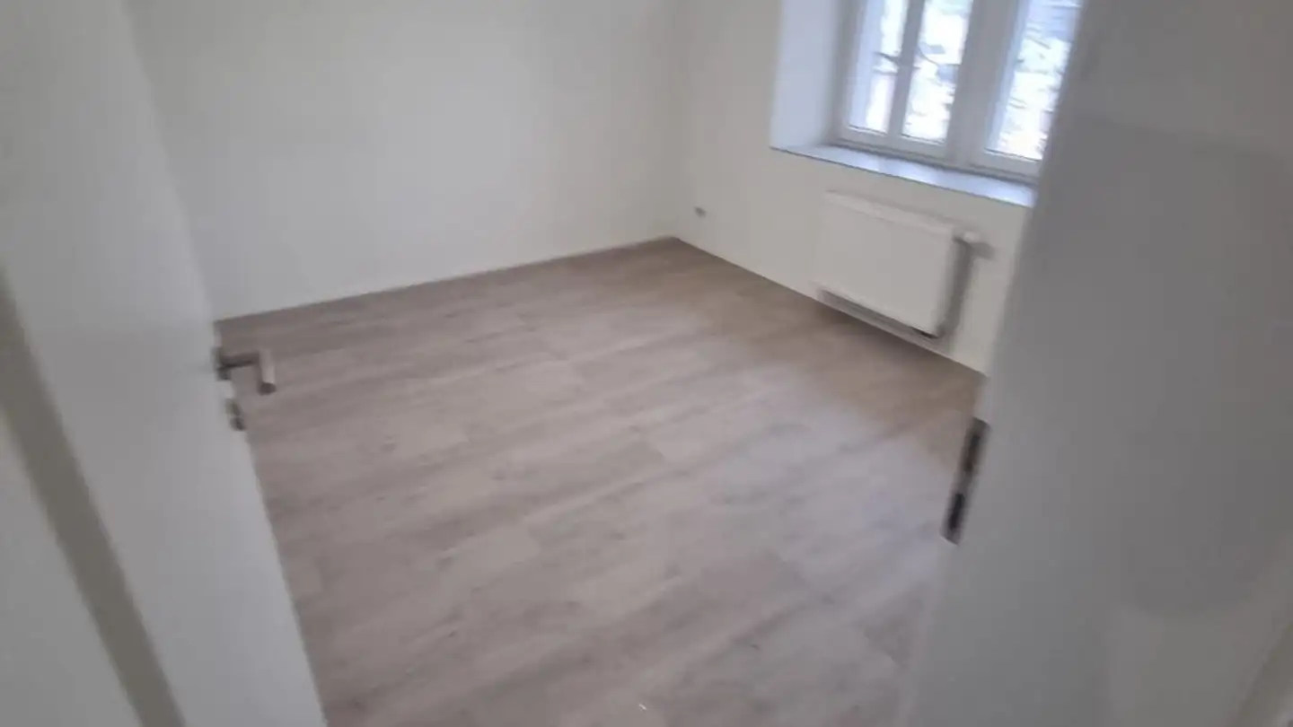 Wohnung mieten - 1450 Le Château-de-Ste-Croix - Foto 3