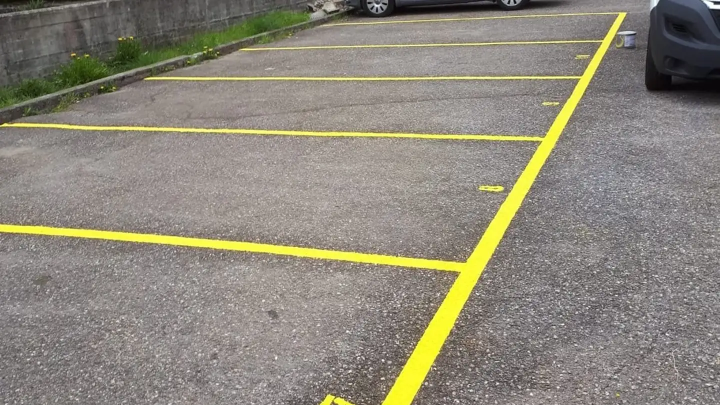 Parcheggio esterno in affitto - Bergstrasse 1, 4813 Uerkheim - Foto 2