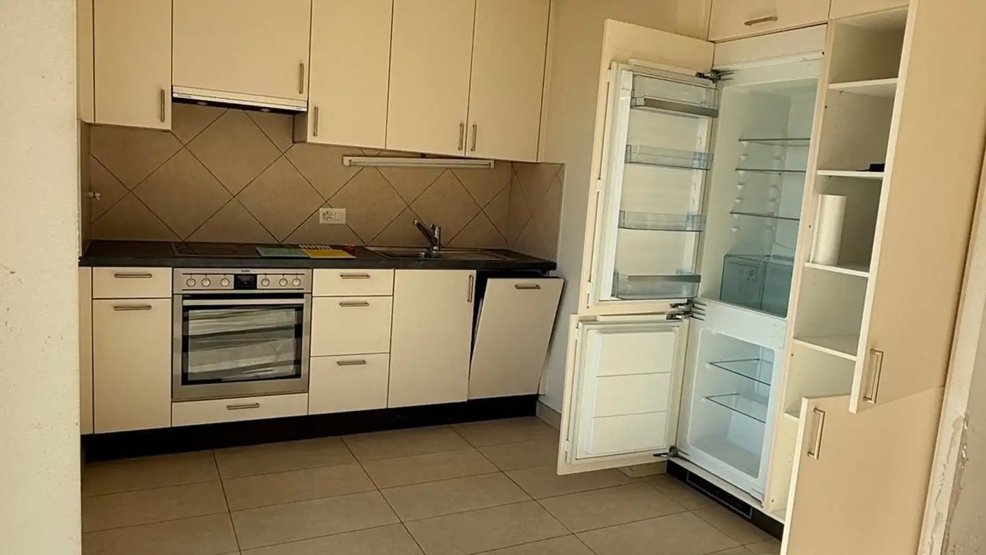 Apartment for rent - Chemin De La Roche 1, 1020 Renens VD - Photo 3