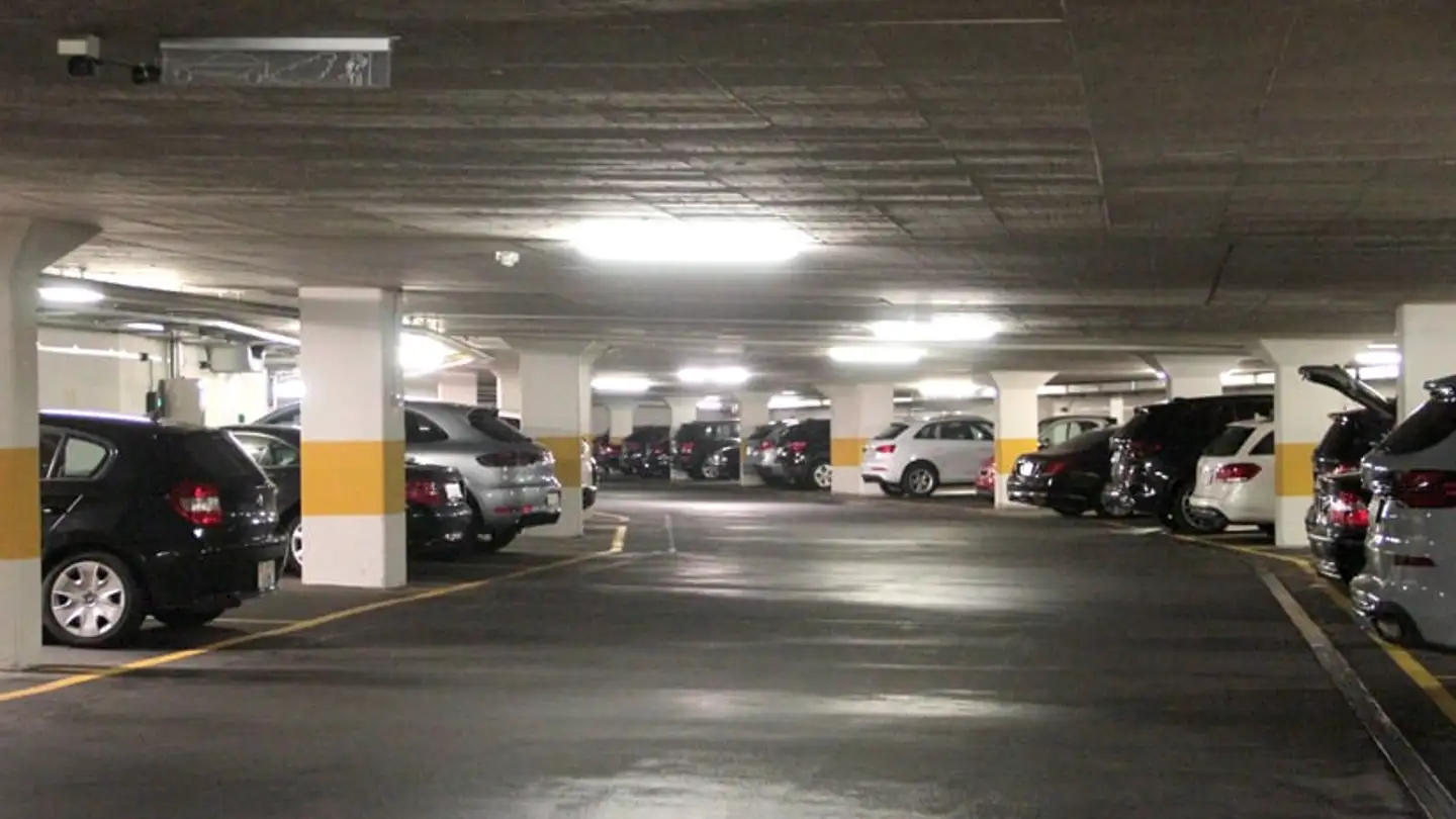 Underground parking space for rent - Rütistrasse 14, 8702 Zollikon