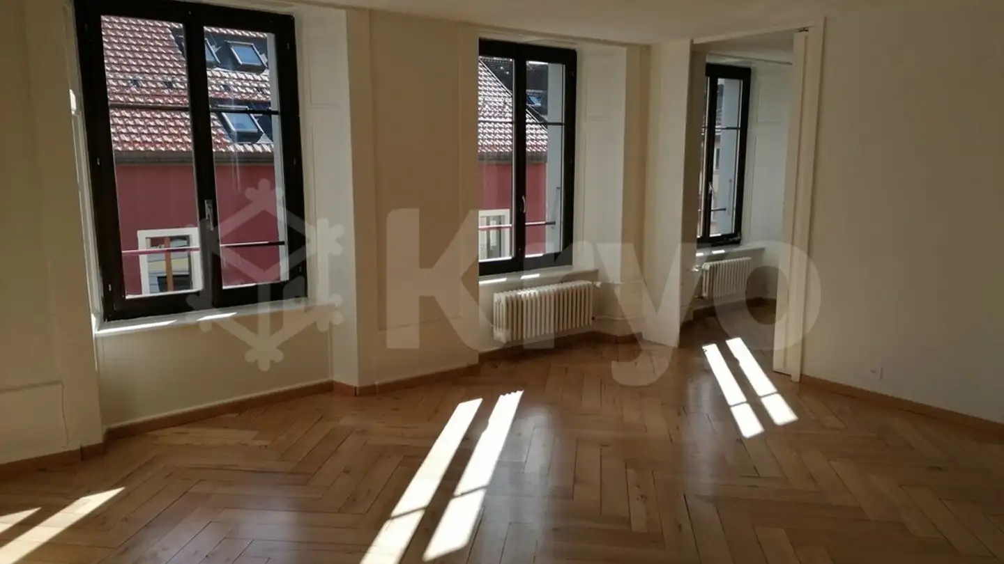 Apartment for rent - Rue Du Collège, 2300 La Chaux-de-Fonds - Photo 4