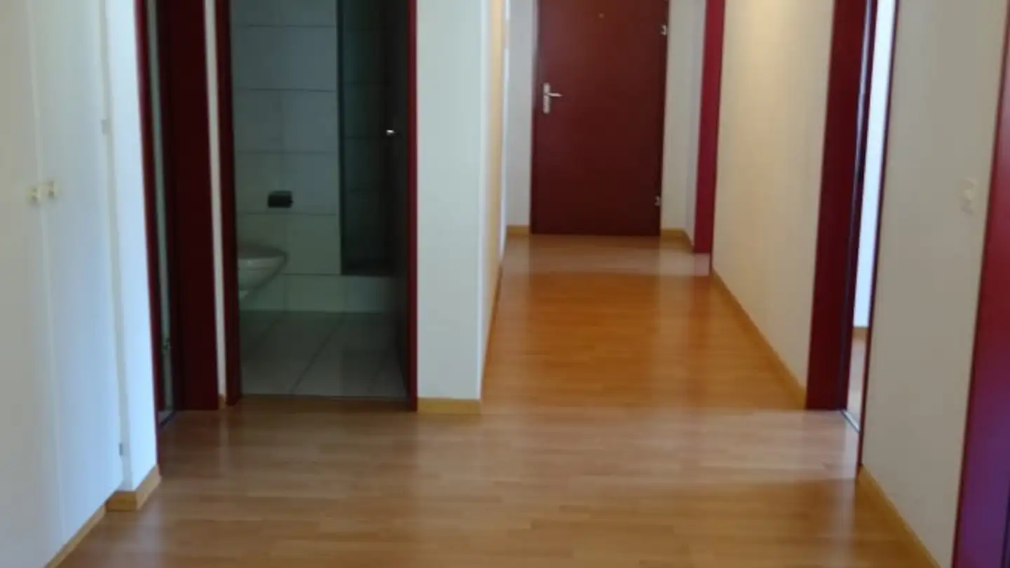 Wohnung mieten - Im Moos 16a, 8753 Mollis - Foto 2