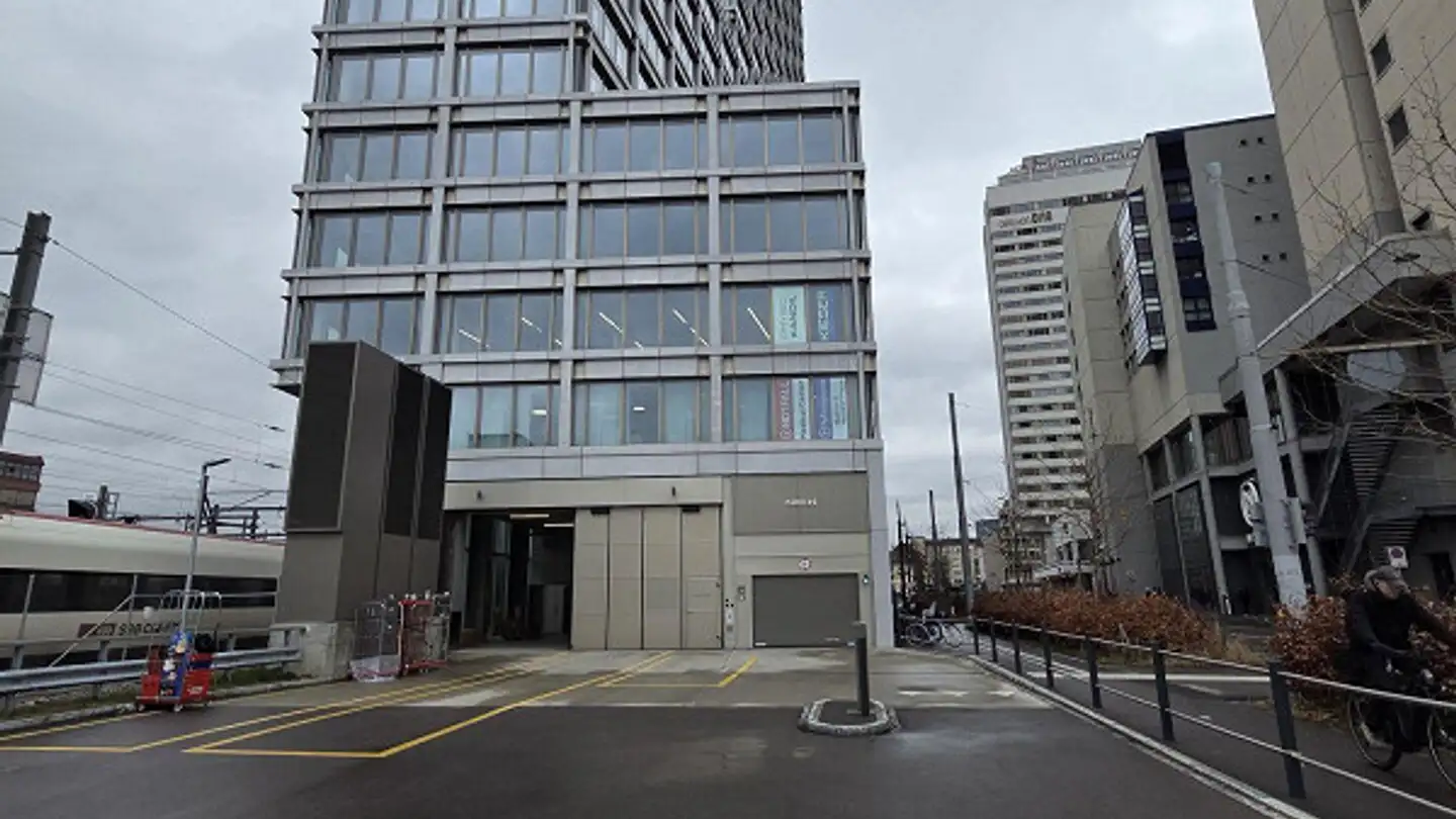 Parcheggio sotterraneo in affitto - Hofwiesenstrasse 349, 8050 Zürich