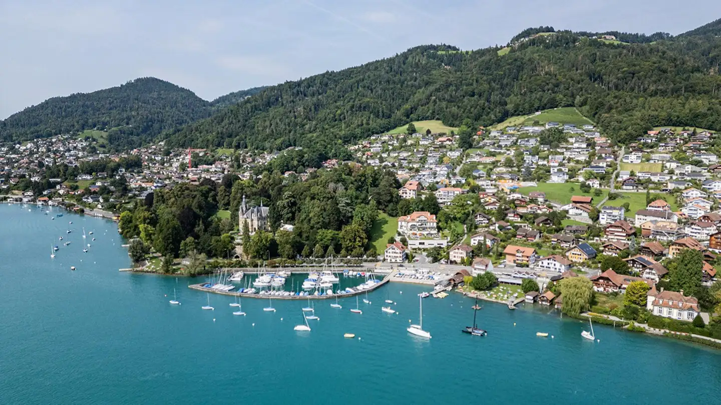 Appartamento in vendita - Staatsstrasse 38, 3652 Hilterfingen - Photo 2