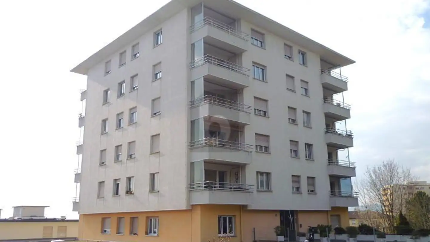 Commercial for rent - 1004 Lausanne