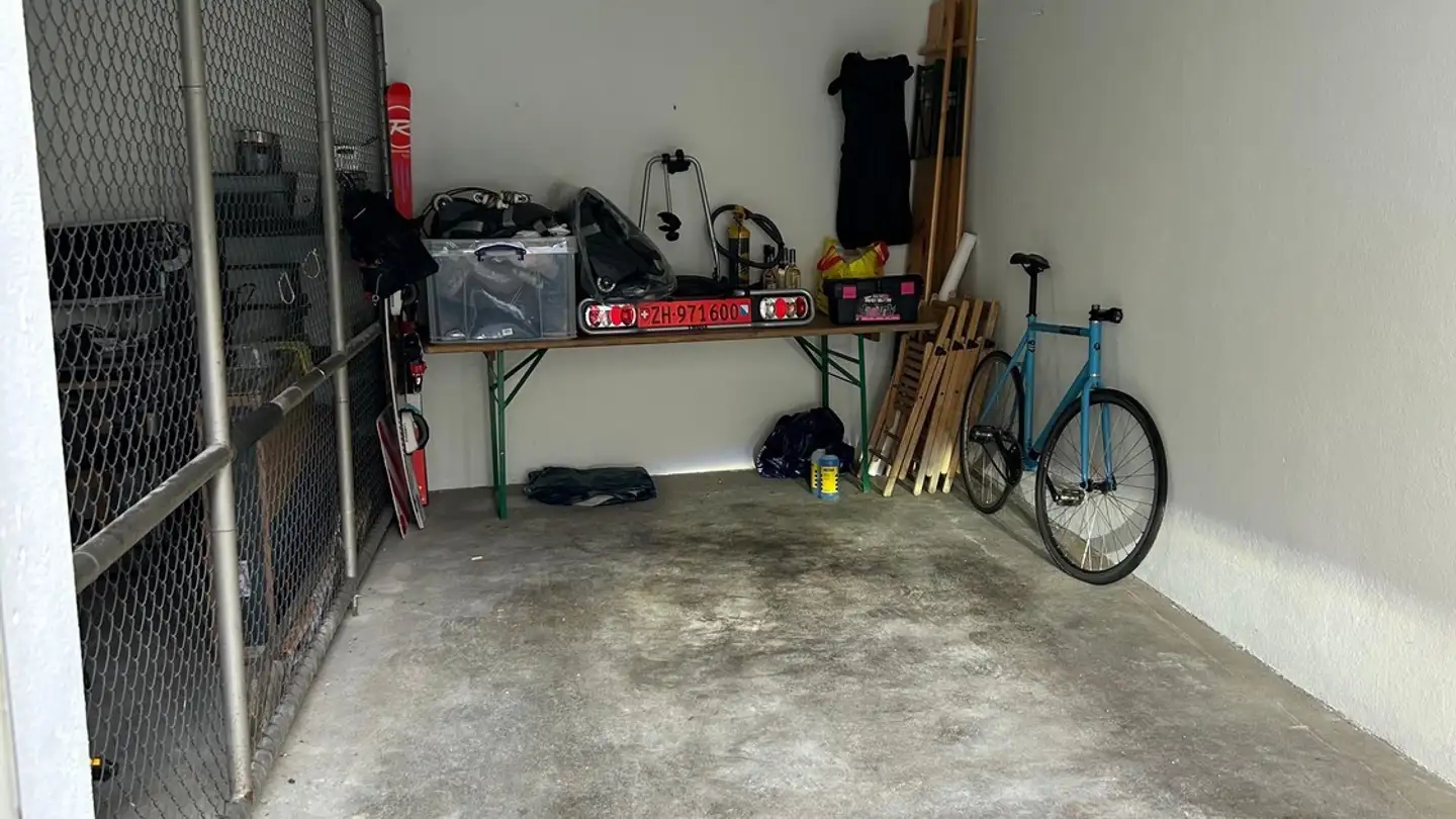 Single garage for rent - Schrennengasse 14, 8003 Zürich