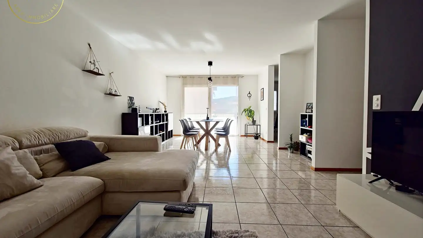 Appartement à vendre - 6852 Genestrerio