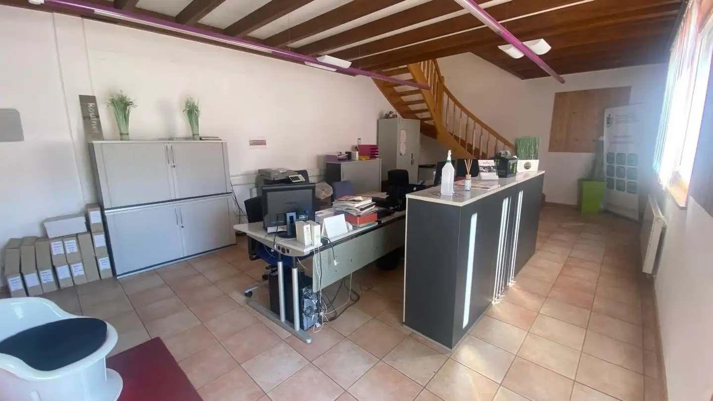 Bureau à louer - 1860 Aigle - Photo 2