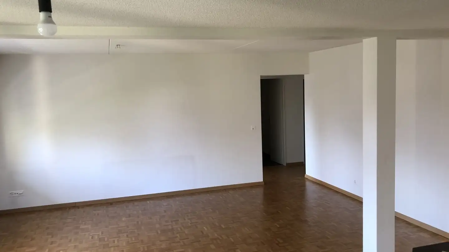 Wohnung mieten - Hofwiesenstrasse 16, 8136 Gattikon