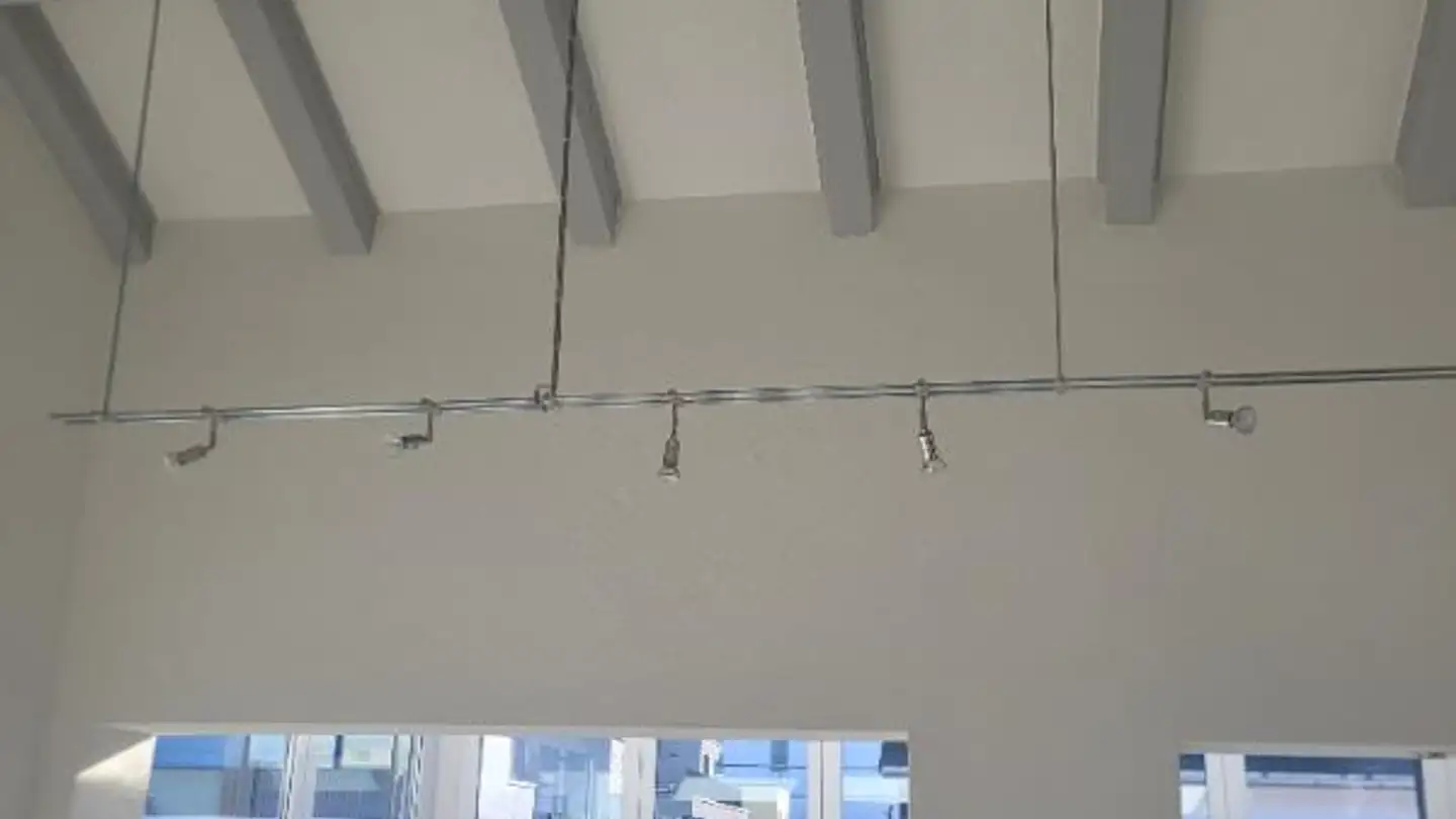 Attique à louer - Burgweg 13, 8853 Lachen SZ