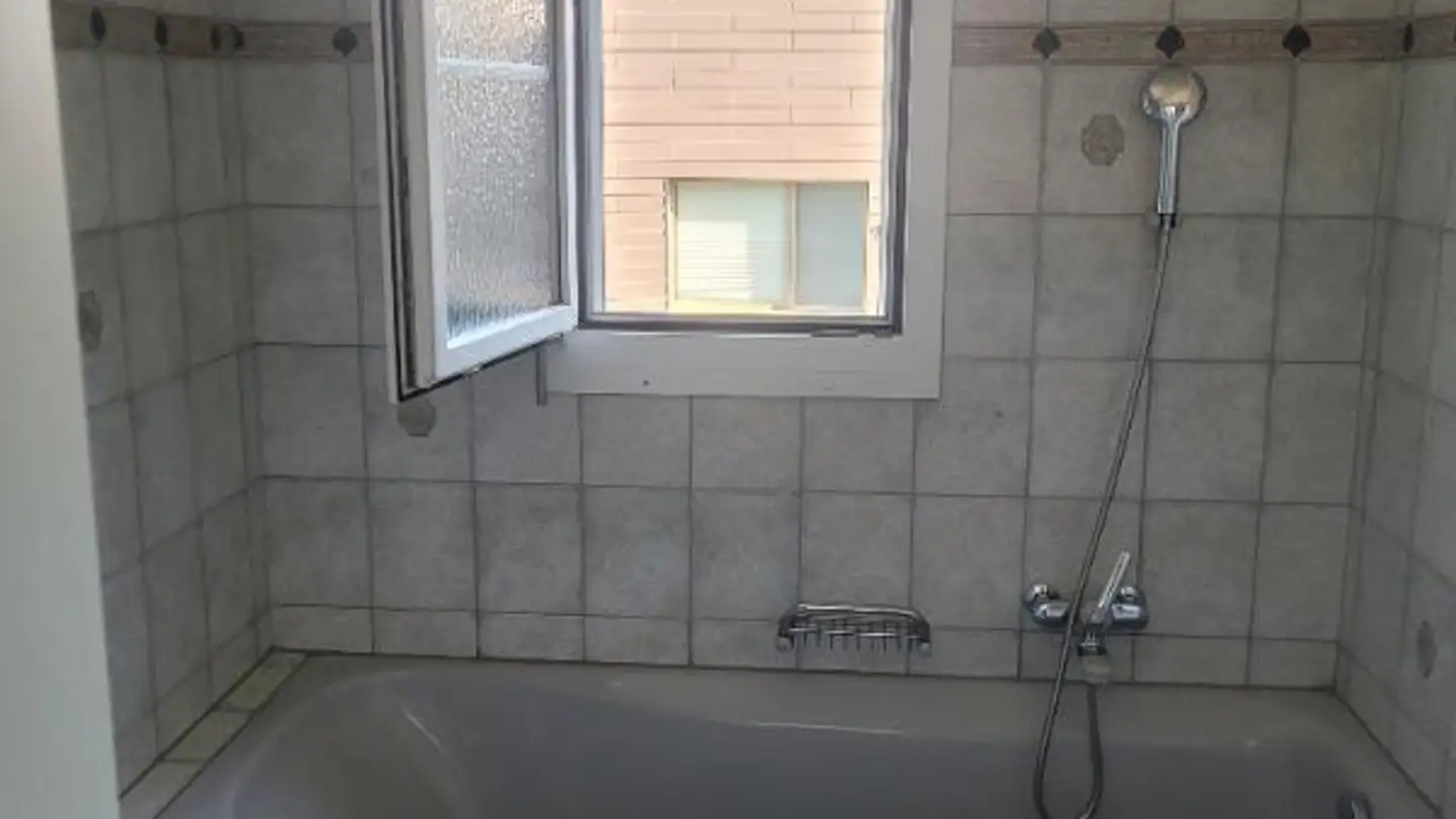 Attique à louer - Burgweg 13, 8853 Lachen SZ - Photo 3