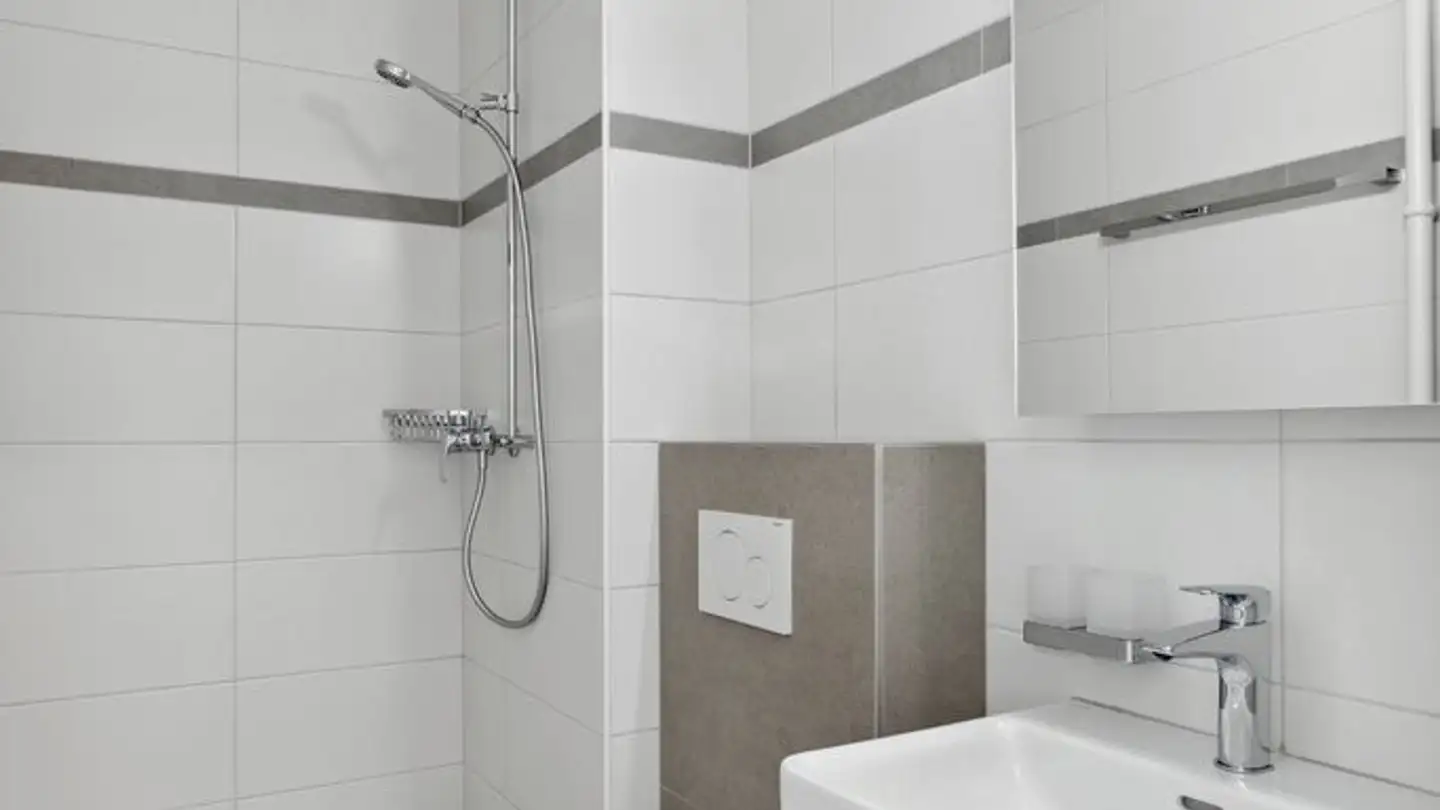 Appartamento in affitto - Rue des Crêtets 10, 2300 La Chaux-de-Fonds - Foto 4