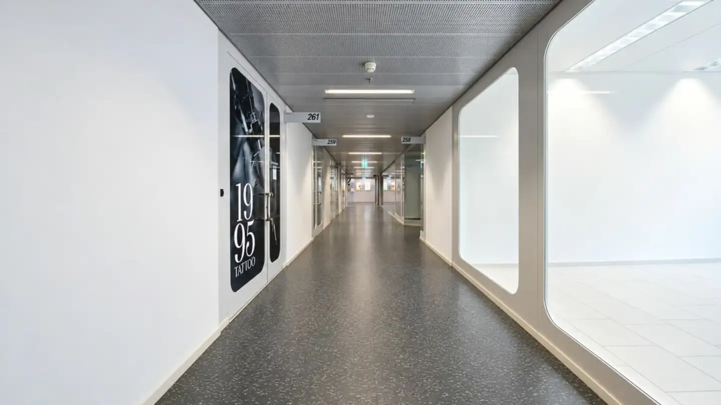 Advertising space for sale - Thurgauerstrasse 117, 8152 Glattpark (Opfikon) - Photo 3