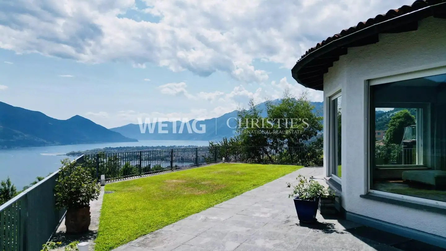 Villa à vendre - 6648 Minusio