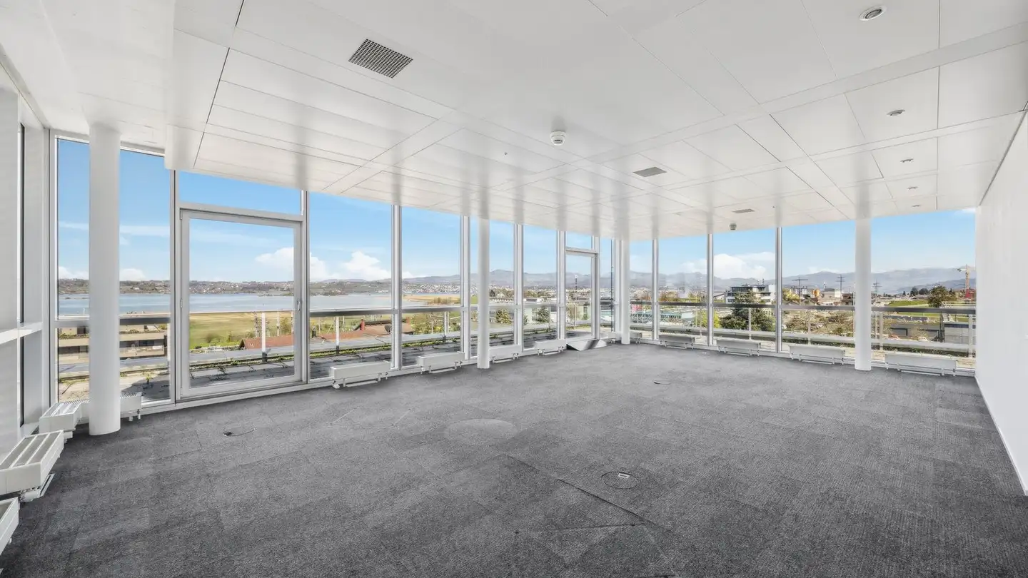 Office space for rent - Churerstrasse 120, 8808 Pfäffikon SZ - Photo 2
