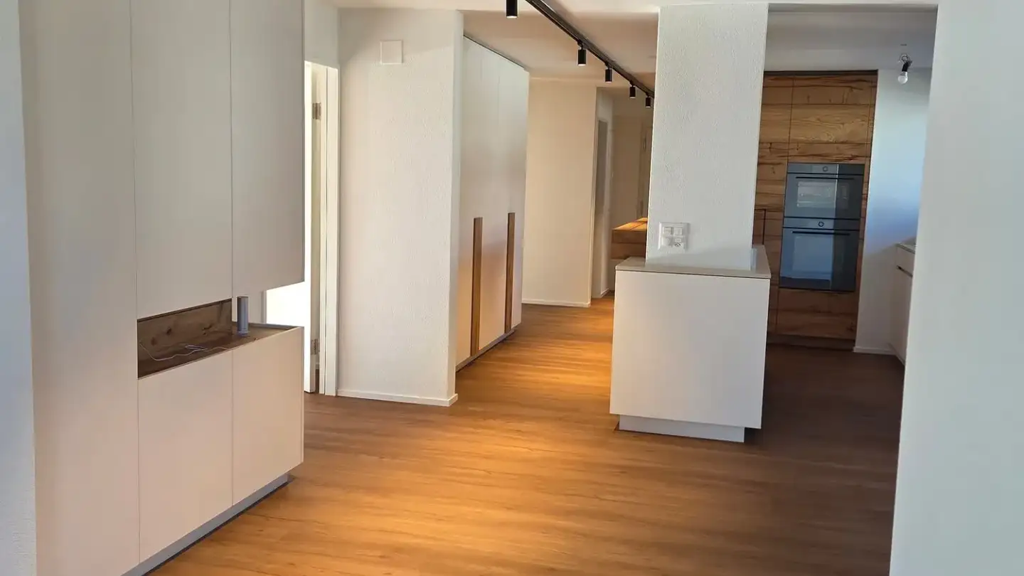 Penthouse for rent - Wilenstrasse 162, 8832 Wilen b. Wollerau - Photo 2